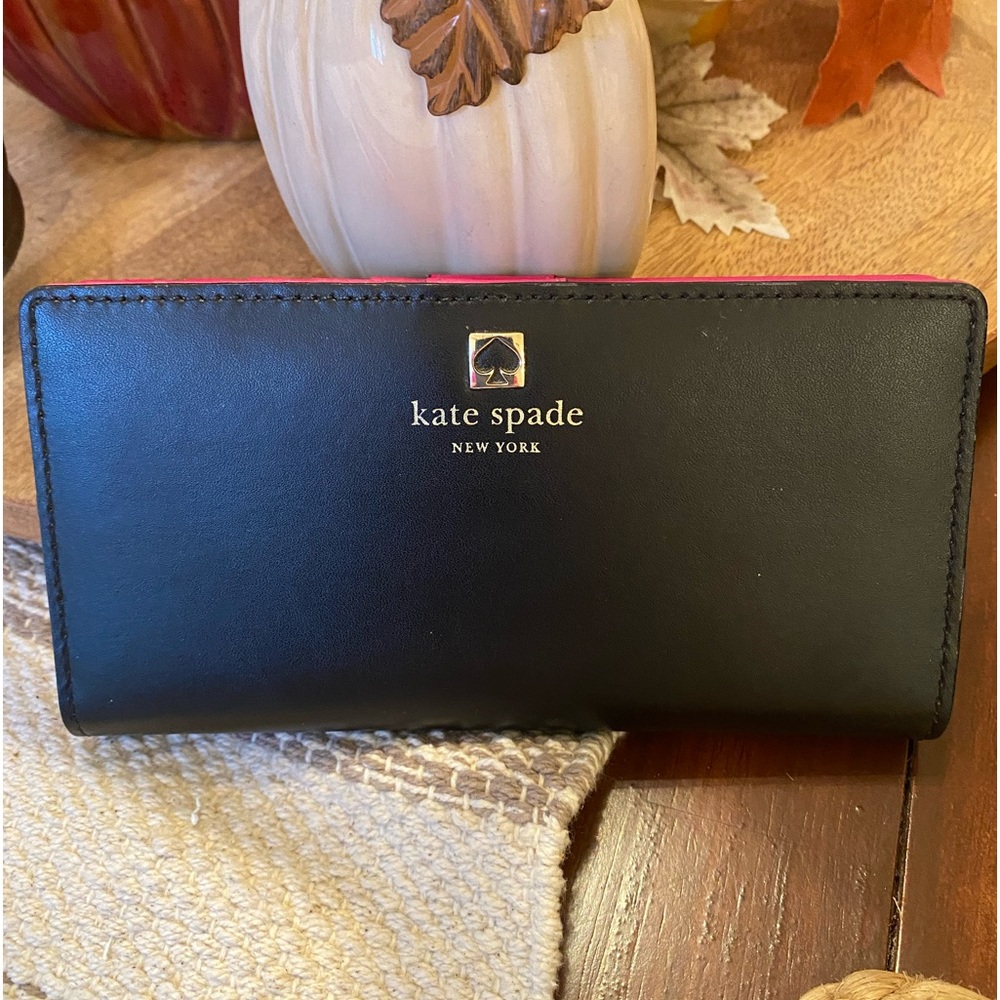 Kate Spade Wallet Stacey Charlotte Terrance with Pink Interior